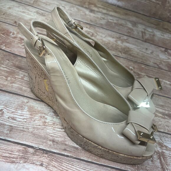 Stuart Weitzman Womens Patent Leather Peep Toe Slingback Wedges Beige Size 9.5 - Picture 1 of 12